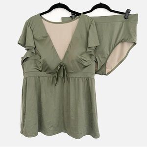 Women’s Plus Size Swimsuit